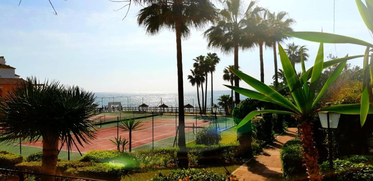 Mansion Alhamar, Sitio De Calahonda, First Line Beach, Sleeps 5 *